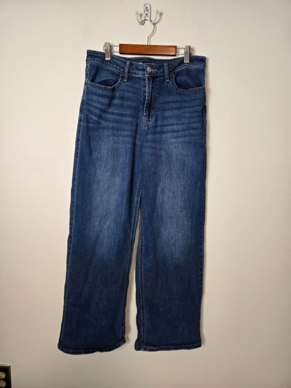 Old Navy Women's Size 10 Wow High-Waisted Wide-Leg Jeans New Moon Blue